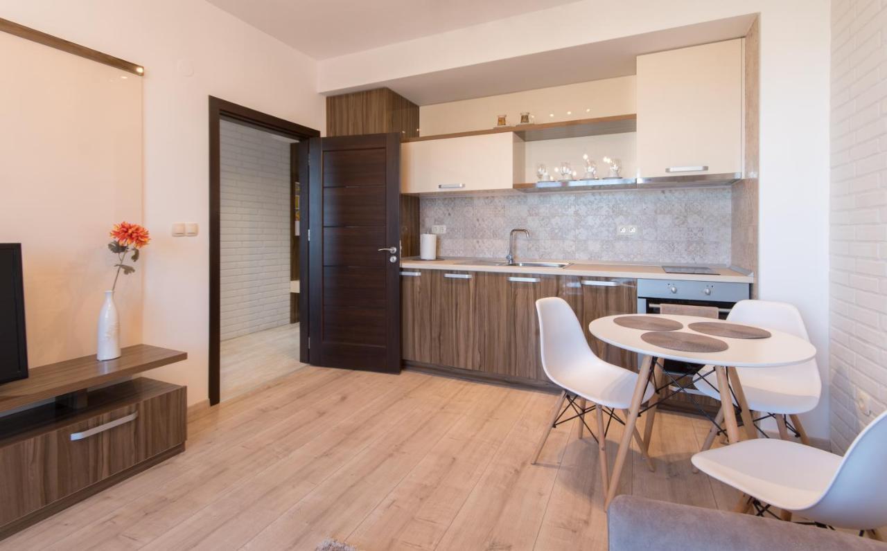 City Apartments Triumph Варна Екстер'єр фото