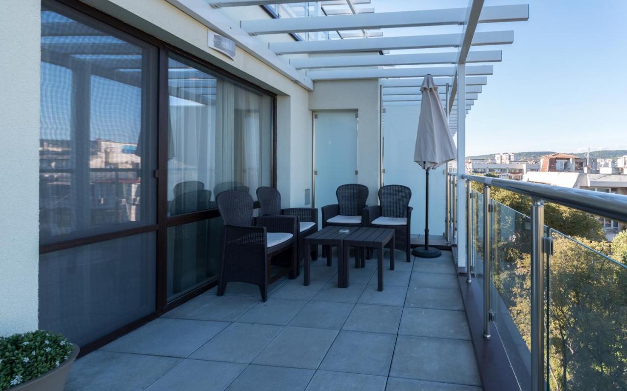City Apartments Triumph Варна Екстер'єр фото