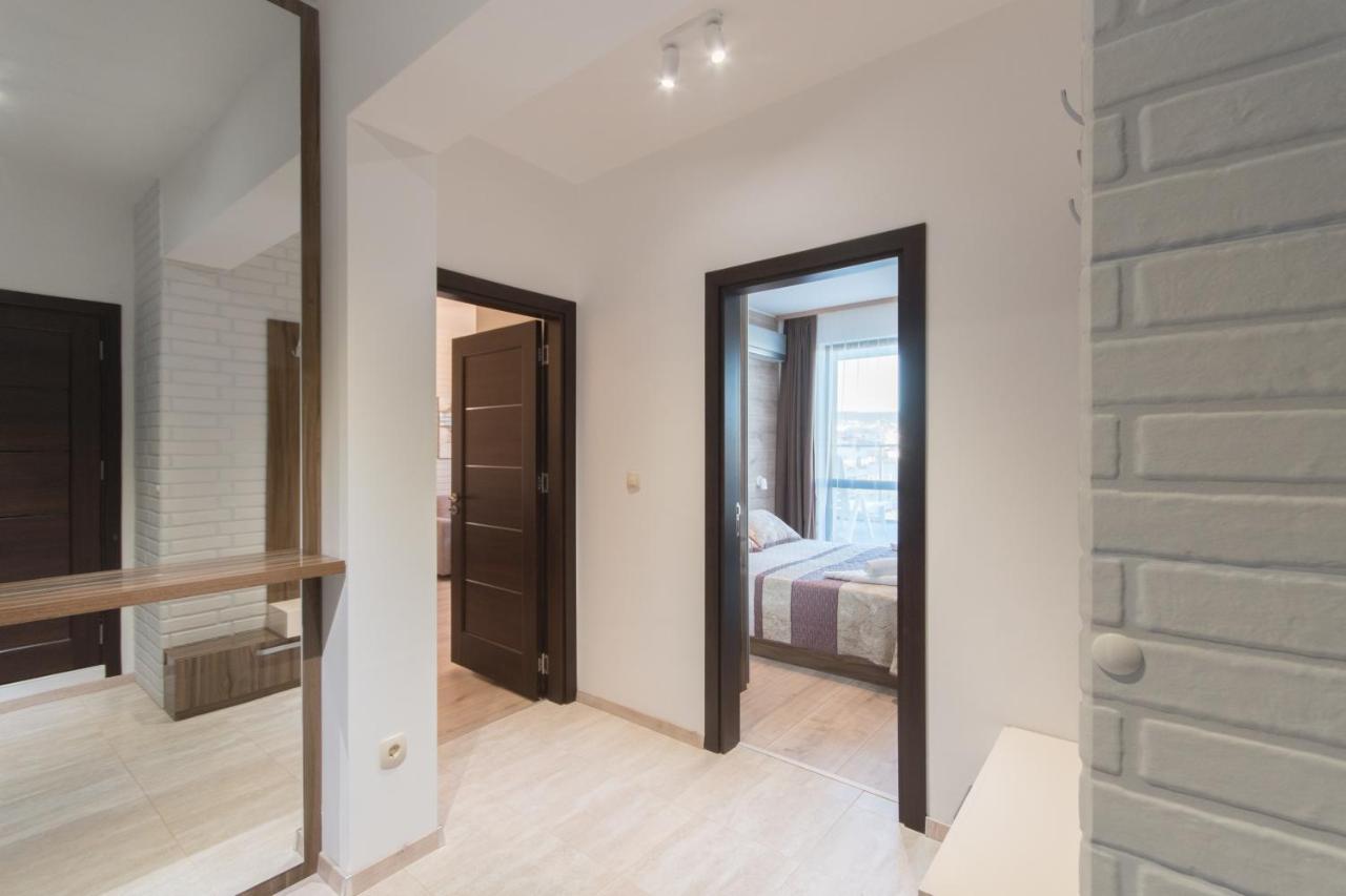 City Apartments Triumph Варна Екстер'єр фото