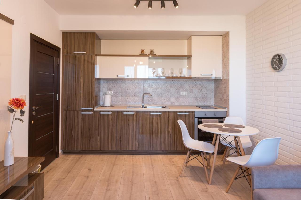 City Apartments Triumph Варна Екстер'єр фото