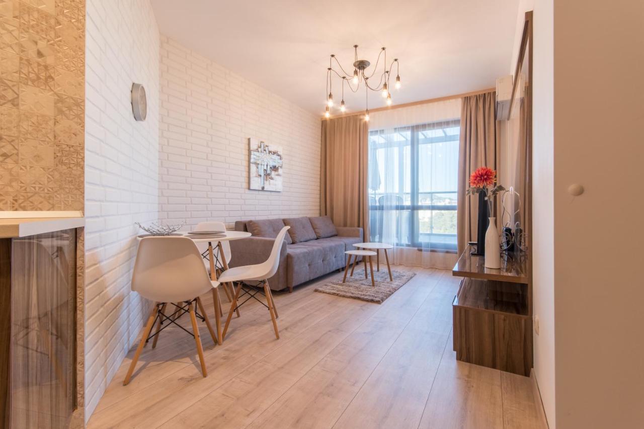 City Apartments Triumph Варна Екстер'єр фото